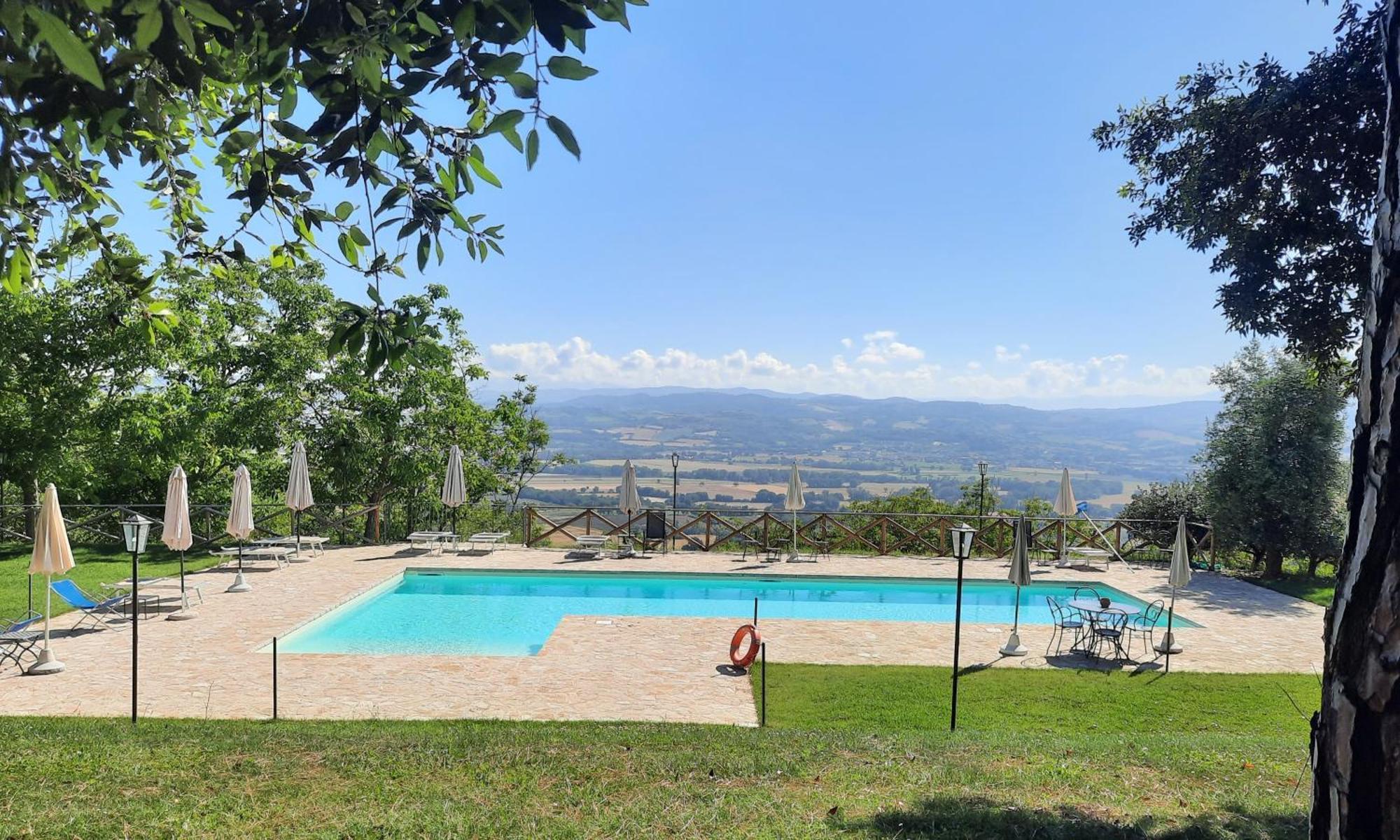 Agriturismo Tenuta Conti Faina Fratta Todina Exteriör bild