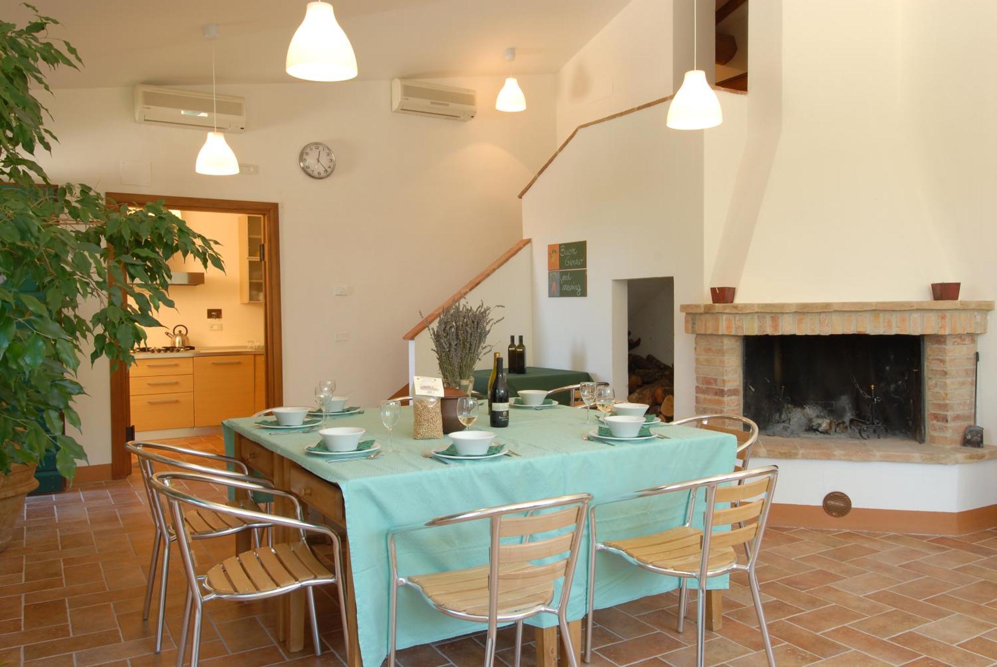 Agriturismo Tenuta Conti Faina Fratta Todina Exteriör bild