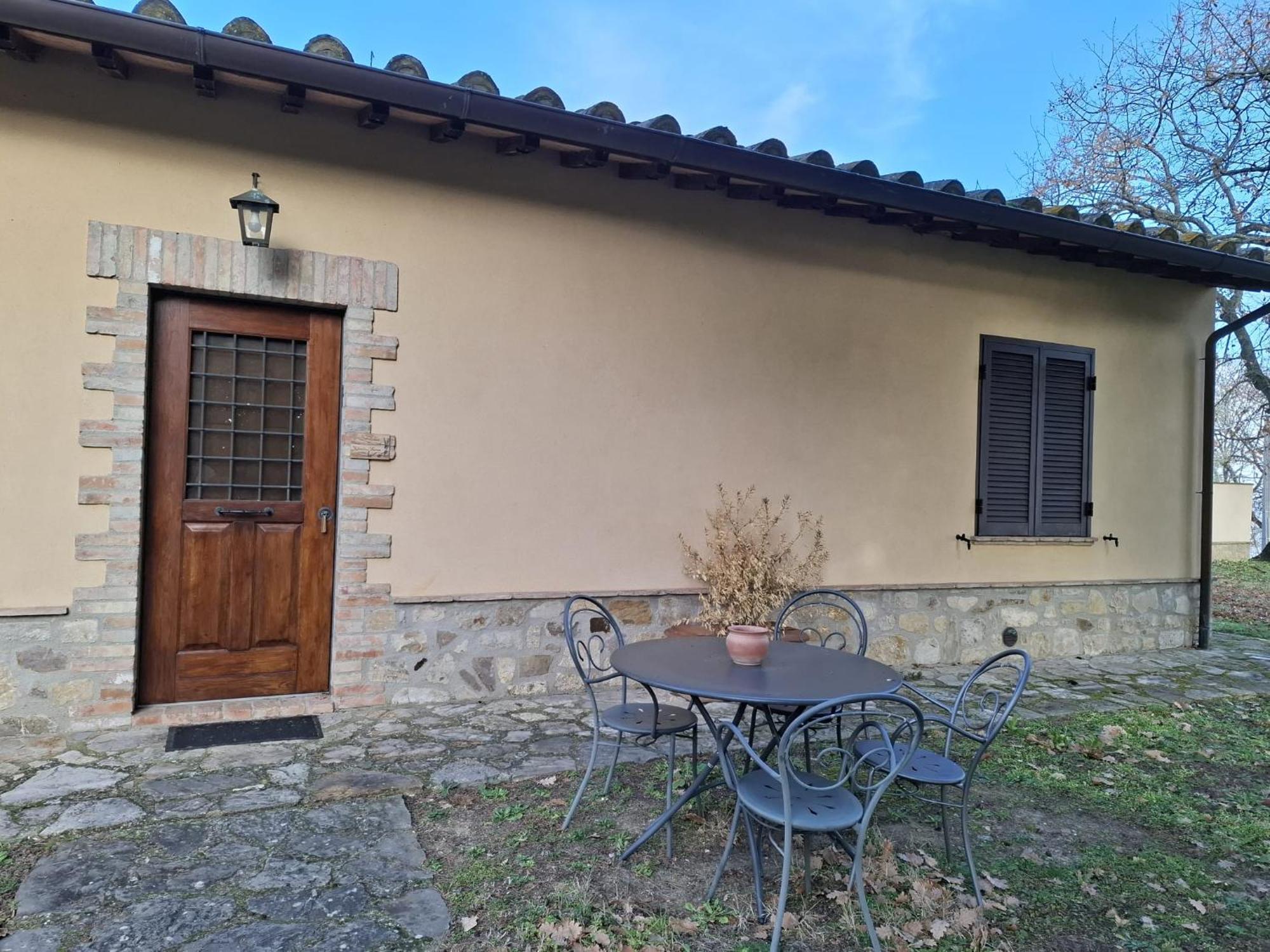 Agriturismo Tenuta Conti Faina Fratta Todina Exteriör bild